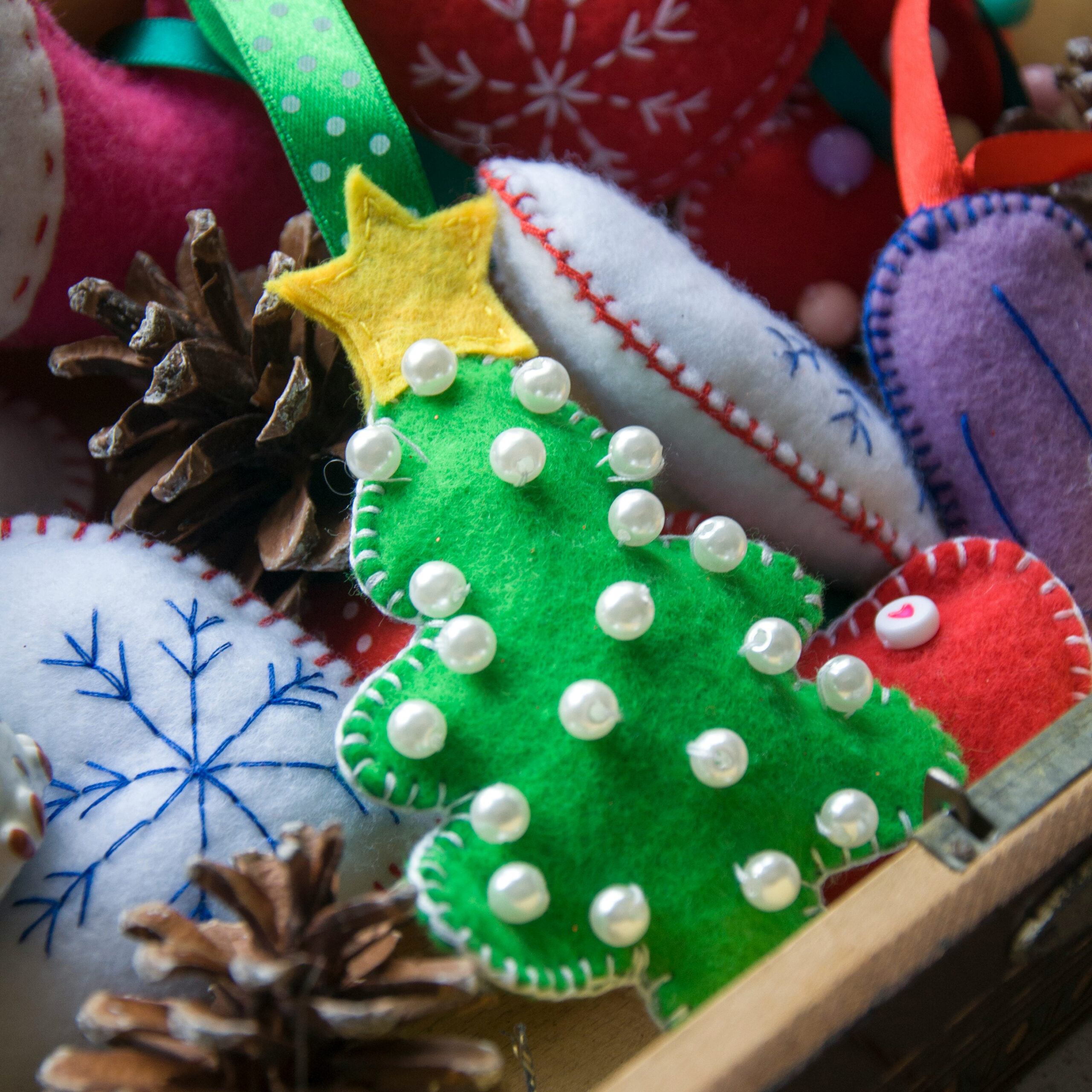 Felt Holiday crafts