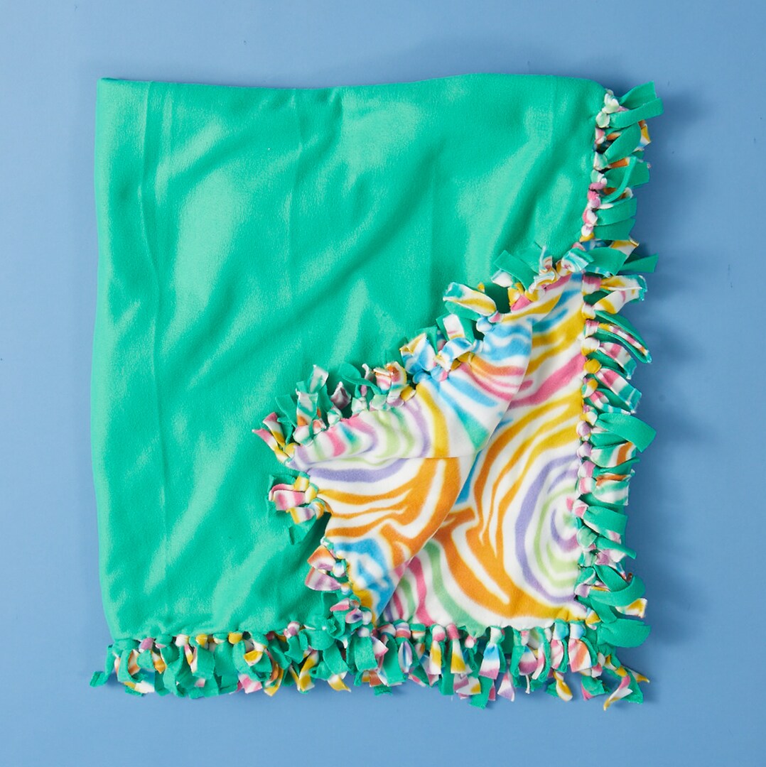 Fleece tie-blanket