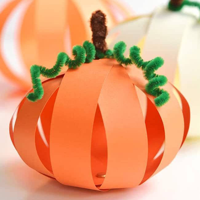 Paper pumpkin
